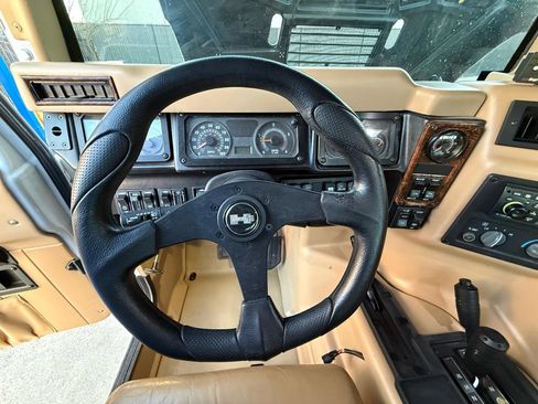 Used 2001 HUMMER H1 4-Door Hard Top image 39