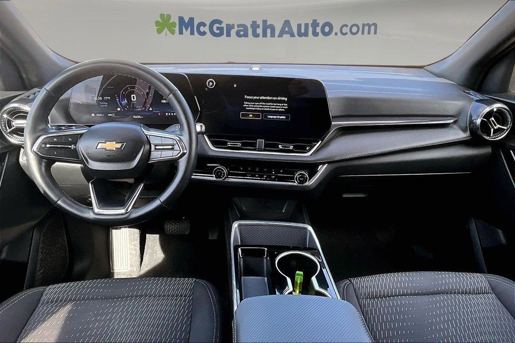 Used 2025 Chevrolet Equinox LT AWD/4WD image 9
