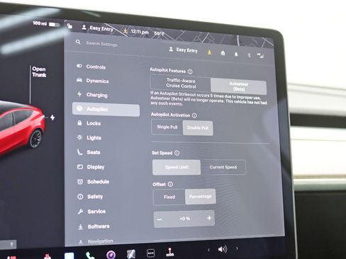 Used 2021 Tesla Model Y Long Range image 23