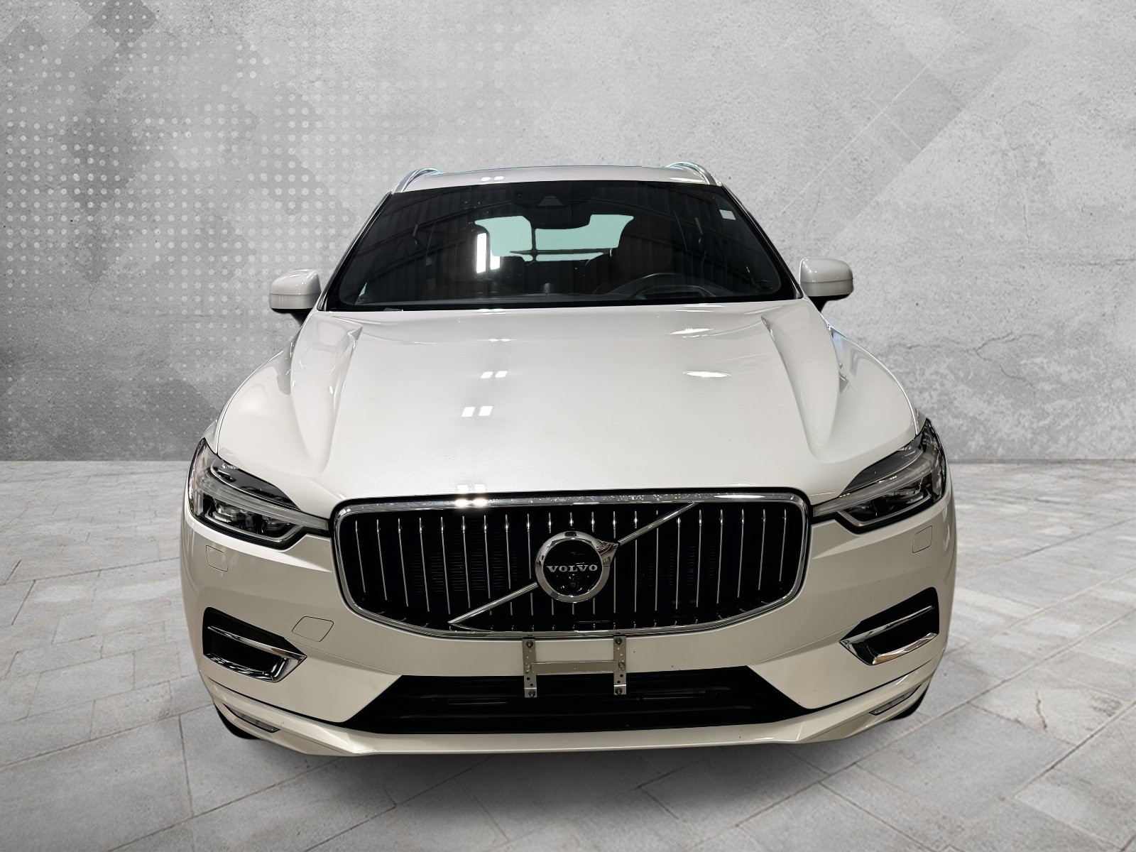 Used 2019 Volvo XC60 T6 Inscription w/ Protection Package Premier AWD/4WD image 2