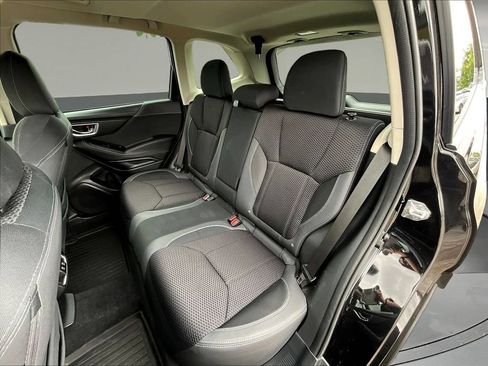 Used 2022 Subaru Forester Premium AWD/4WD image 25
