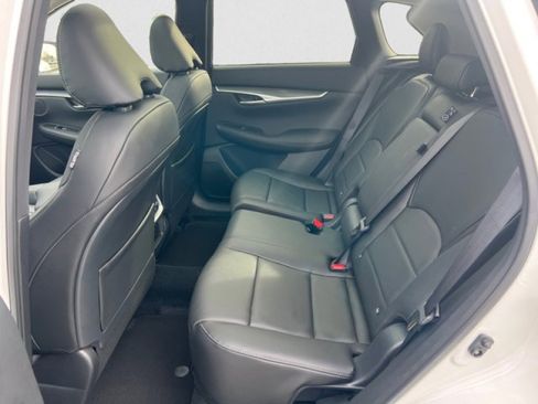 New 2025 INFINITI QX50 Luxe image 15