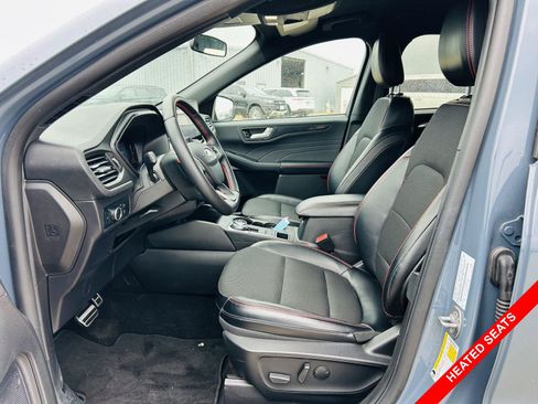 Used 2024 Ford Escape ST-Line w/ Tech Pack #1 AWD/4WD image 3