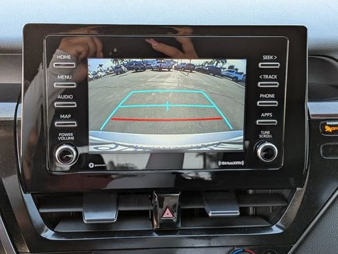 Used 2024 Toyota Camry SE FWD image 12