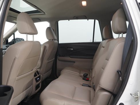 Used 2019 Honda Pilot EX-L image 16