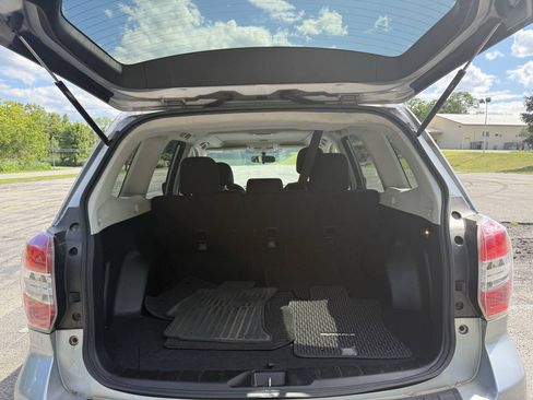 Used 2015 Subaru Forester 2.5i Premium w/ All-Weather Package AWD/4WD image 12