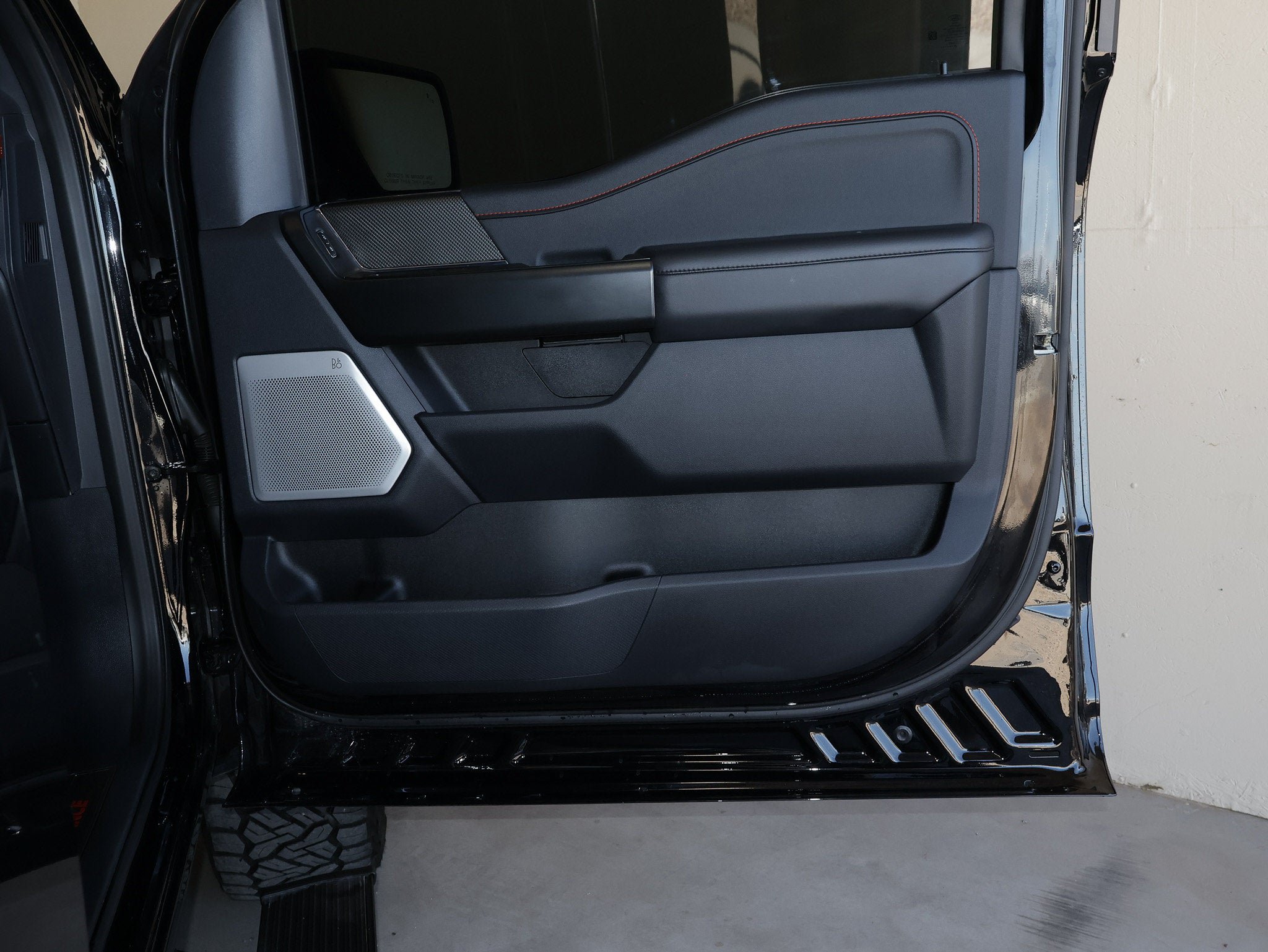Certified 2025 Ford F150 Raptor AWD/4WD image 45