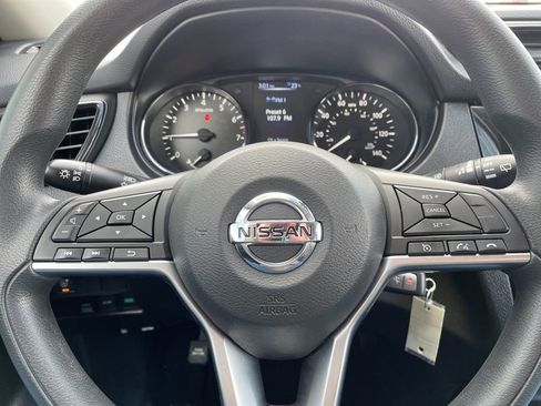 Used 2017 Nissan Rogue S w/ Appearance Package image 20