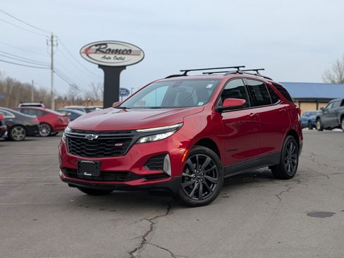 Used 2024 Chevrolet Equinox RS w/ LPO, Floor Liner Package image 1