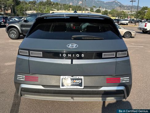 Used 2025 Hyundai Ioniq 5 SE image 17