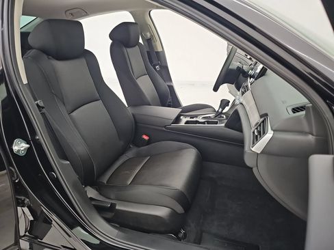 Used 2022 Honda Accord LX image 12