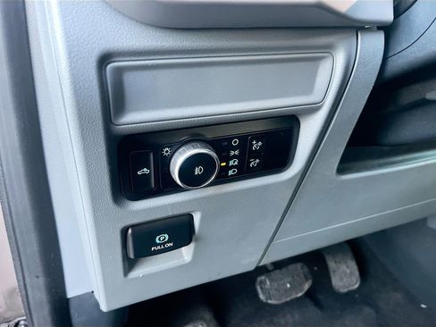 Used 2023 Ford F150 XLT RWD image 10