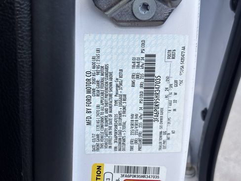 Used 2017 Ford Fusion Titanium FWD image 32