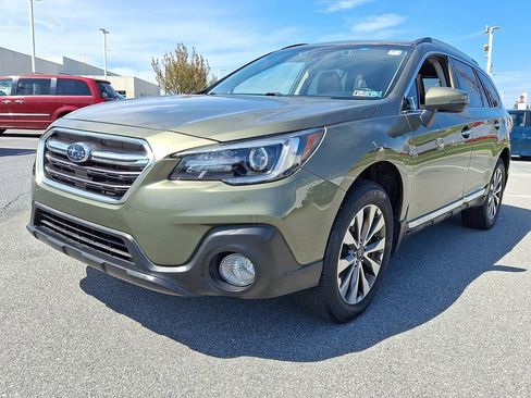 Used 2018 Subaru Outback 2.5i Touring AWD/4WD image 4