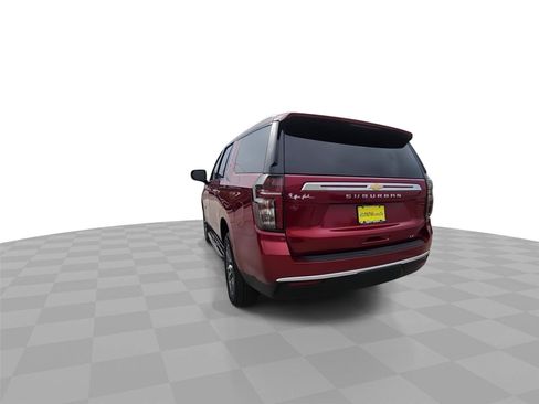 Used 2024 Chevrolet Suburban LT w/ LT Signature Plus Package RWD image 7
