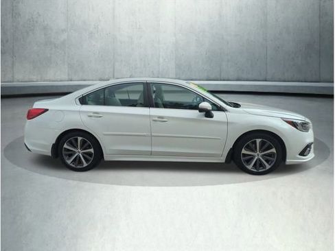 Used 2018 Subaru Legacy 3.6R Limited image 5