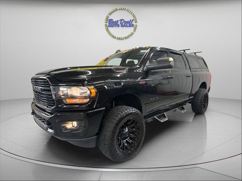 Used 2019 RAM 2500 Big Horn w/ Black Appearance Package AWD/4WD image 1