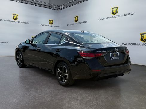 Used 2024 Nissan Sentra SV FWD image 3