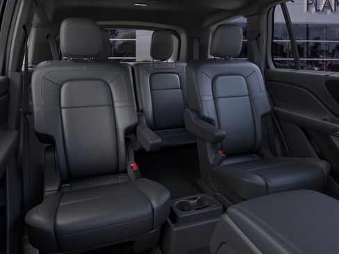 New 2026 Lincoln Aviator Reserve AWD/4WD image 11