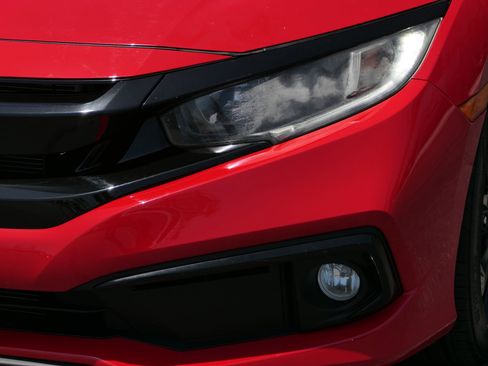 Used 2019 Honda Civic Sport image 9