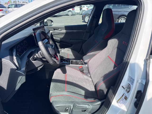 New 2026 Volkswagen GTI SE FWD image 16