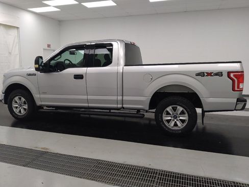 Used 2016 Ford F150 XLT w/ Equipment Group 301A Mid AWD/4WD image 3