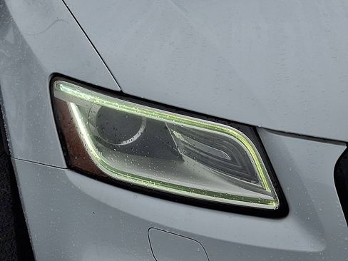 Used 2016 Audi SQ5 Premium Plus w/ Technology Package image 16