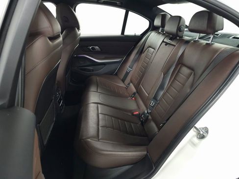 Used 2020 BMW 330i xDrive Sedan w/ Premium Package image 32