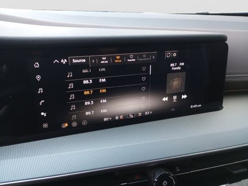 Used 2025 Nissan Murano Platinum w/ Cargo Package image 17