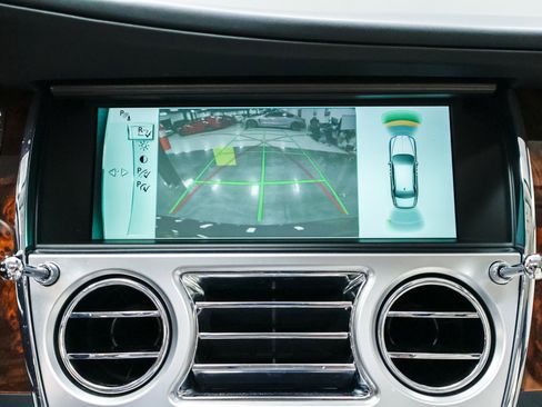 Used 2015 Rolls-Royce Ghost image 44