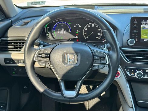 Used 2022 Honda Accord Touring image 25