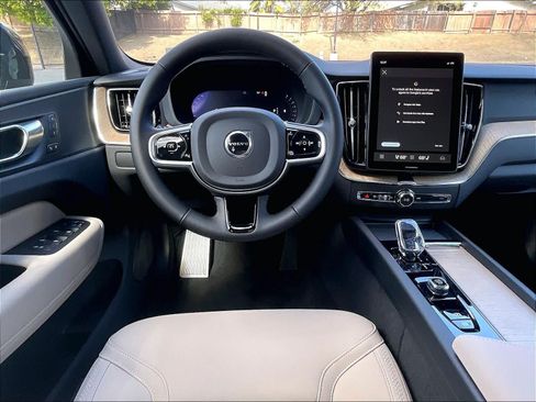 New 2026 Volvo XC60 B5 Plus w/ Protection Package Premier AWD/4WD image 15