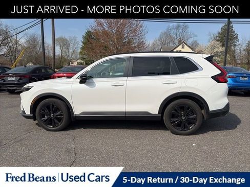 Used 2023 Honda CR-V Sport Touring image 4