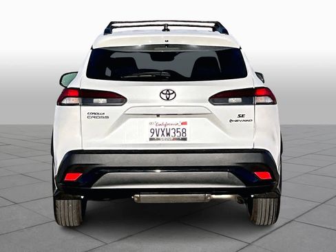 Used 2026 Toyota Corolla Cross SE image 4