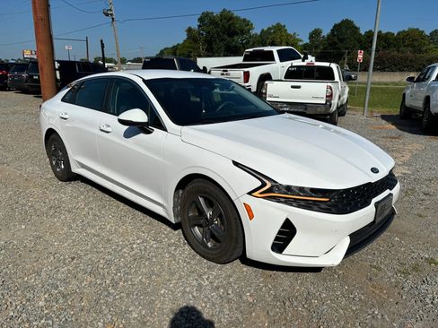 Used 2021 Kia K5 LXS FWD image 6