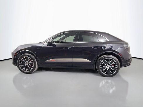 Certified 2025 Porsche Macan Turbo Electric AWD/4WD image 2