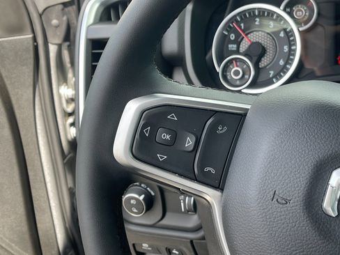 Used 2025 RAM 1500 Big Horn AWD/4WD image 25