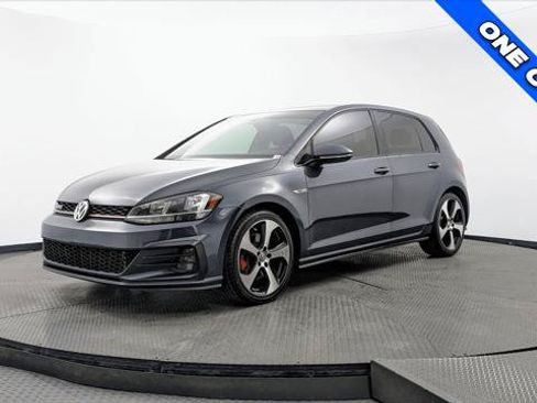 Used 2018 Volkswagen GTI S FWD image 2
