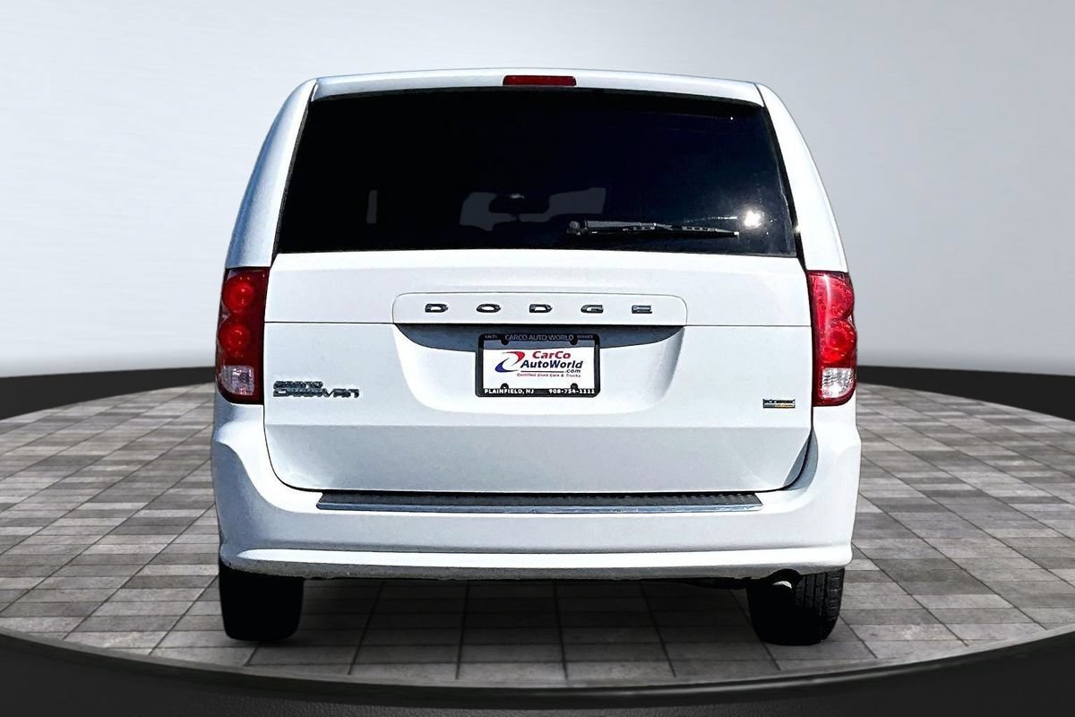 Used 2016 Dodge Grand Caravan SE w/ Quick Order Package 29E SE FWD image 6