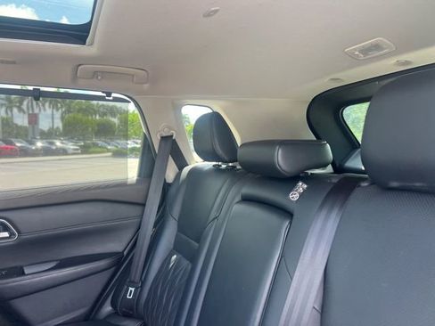 Used 2023 Nissan Rogue Platinum w/ Platinum Premium Package FWD image 31