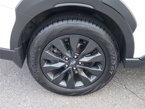 Used 2023 Subaru Outback Onyx Edition image 9