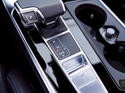 Used 2025 Audi RS 7 Performance AWD/4WD image 89