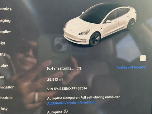 Used 2023 Tesla Model 3 Standard Range image 10