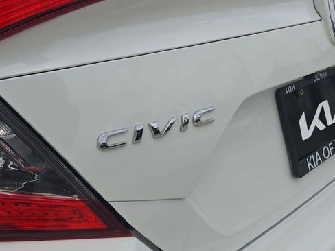 Used 2017 Honda Civic EX image 11