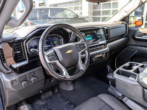 Used 2022 Chevrolet Silverado 1500 LT w/ All Star Edition Plus image 9