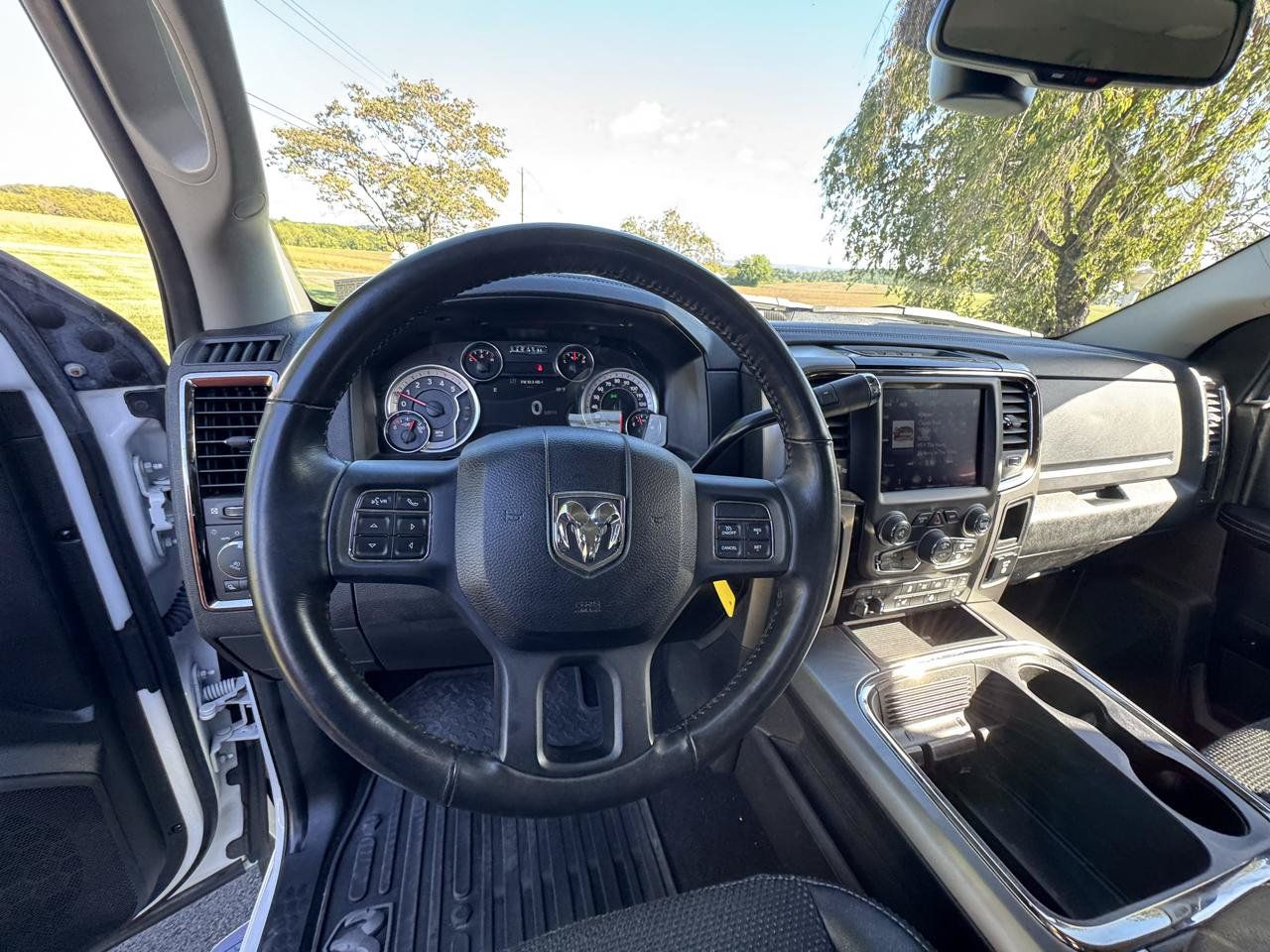 Used 2018 RAM 2500 Big Horn w/ Sport Appearance Group AWD/4WD image 16