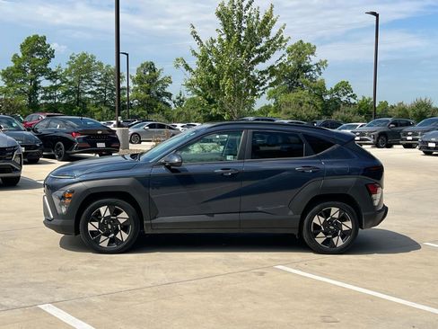 Used 2024 Hyundai Kona SEL FWD image 6