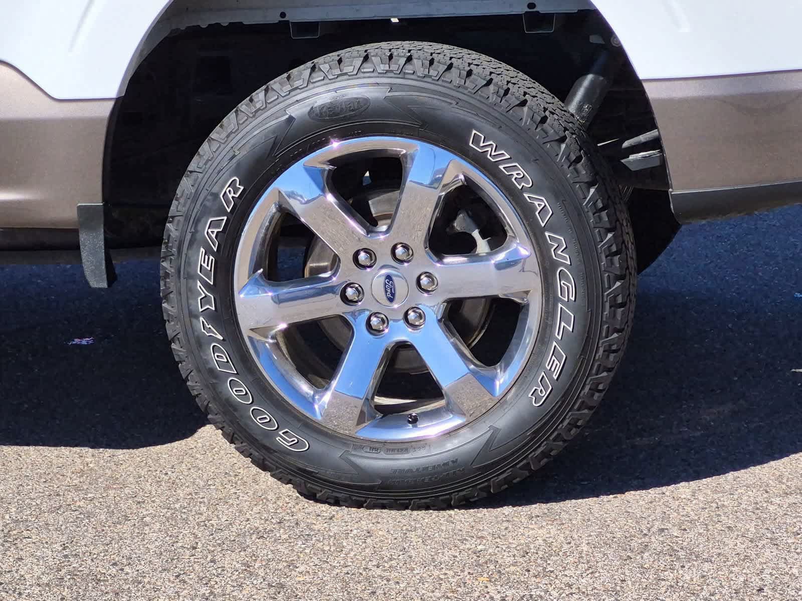 Used 2021 Ford F150 Lariat AWD/4WD image 14