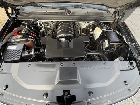 Used 2016 Chevrolet Suburban LTZ image 28