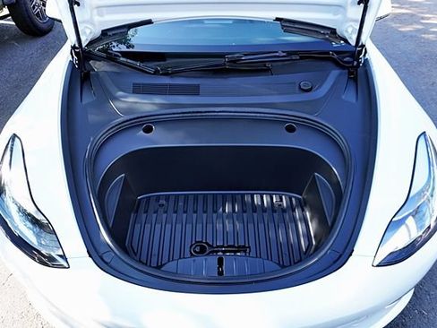 Used 2023 Tesla Model 3 Standard Range RWD image 47